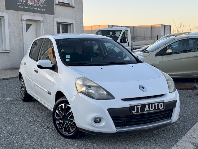 Renault Renault Clio III 1.5 dCi75 Dynamique TomTom 5p