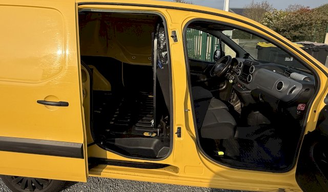 Citroen Citroën Berlingo II BlueHDi XL 100ch AUTOMATIQUE ETG6
