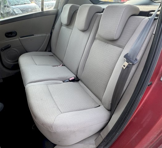 Renault Renault Clio III (B/C85) 1.2 16v 75ch Authentique 5p