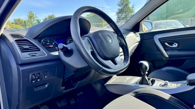 Renault Renault Laguna III 1.5 dCi110 FAP Expression eco² champ