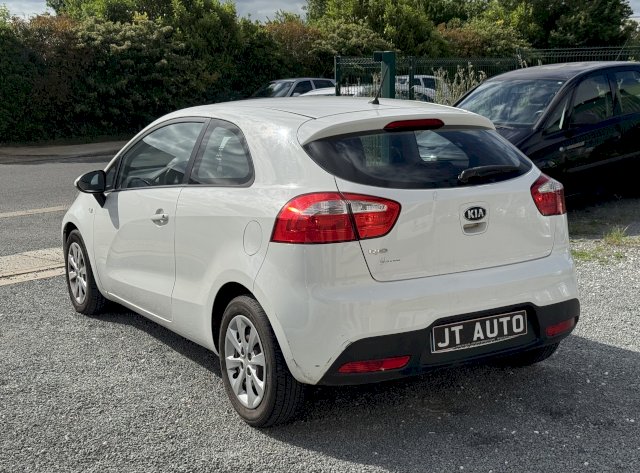 Kia Kia Rio III 1.2 85ch Motion 3p