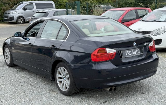 BMW BMW Série 3 V (E90) 325i 218ch Confort