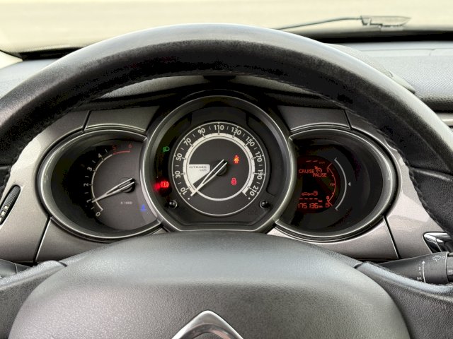 Citroen Citroën C3 II 1.4 HDi70 Sélection