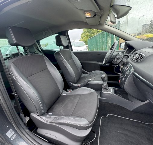 Renault Renault Clio III (B/C85) 1.5 dCi 85ch Privilège 3p