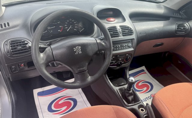 Peugeot Peugeot 206  1.4 HDi70 Pop Art 3p