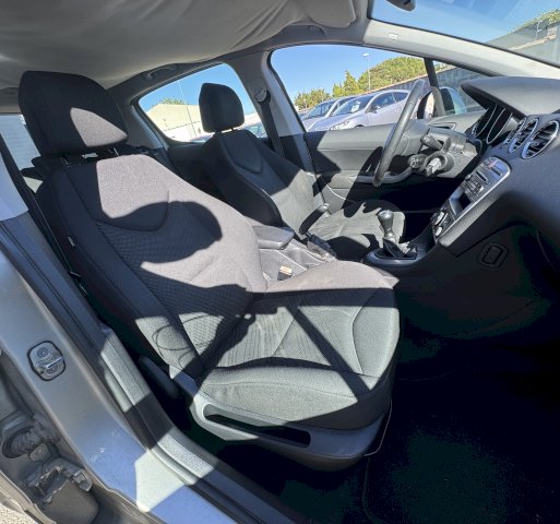 Peugeot Peugeot 308 1.6 VTI 120 CV Confort Pack éthanol