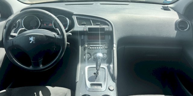 Peugeot Peugeot 3008  1.6 HDi110 FAP Confort Pack