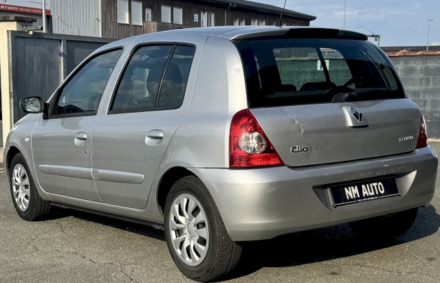 Renault Renault Clio II 1.5 dCi70 Campus Authentique 5p