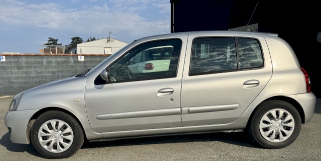 Renault Renault Clio II 1.5 dCi70 Campus Authentique 5p