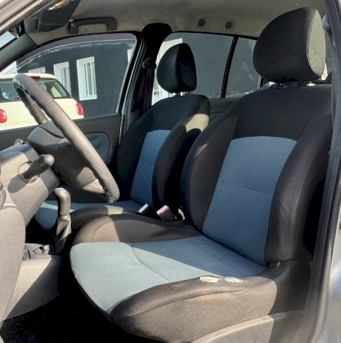 Renault Renault Clio II 1.5 dCi70 Campus Authentique 5p