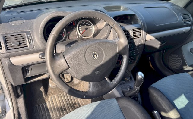 Renault Renault Clio II 1.5 dCi70 Campus Authentique 5p