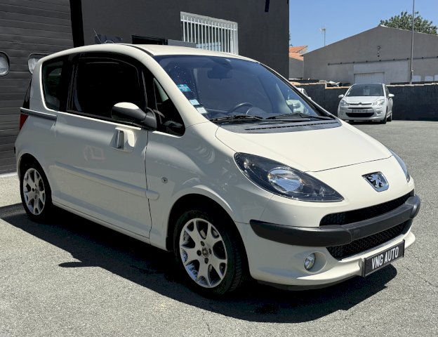 Peugeot Peugeot 1007  1.6 HDi110 FAP Sporty