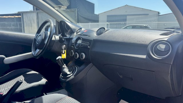 Mazda Mazda 2 II 1.3 MZR 84ch AO 5p