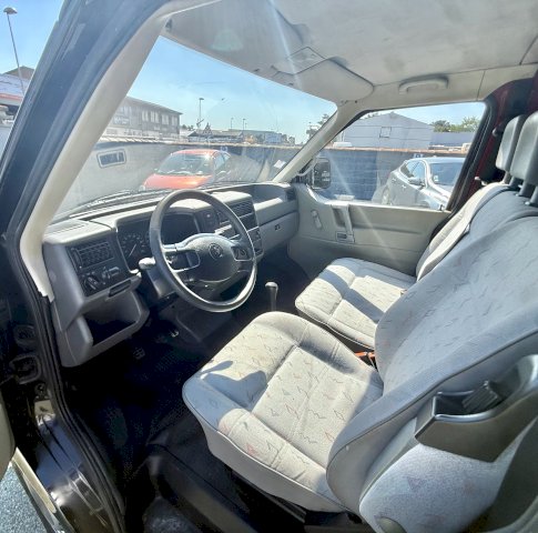 Volkswagen Volkswagen Transporter Ccb IV (T4) 2.4 D 75  Long