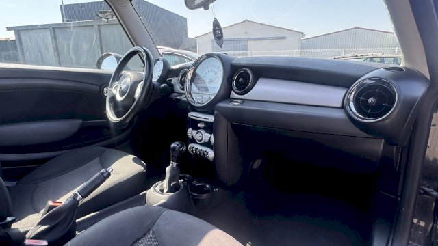 Mini Mini Mini 1.4i 95