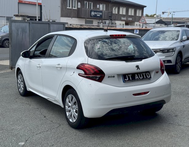 Peugeot Peugeot 208  1.6 BlueHDi 75ch Like 5p