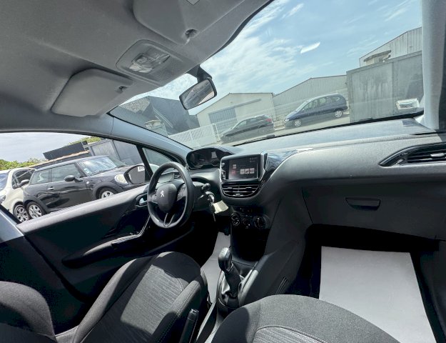 Peugeot Peugeot 208  1.6 BlueHDi 75ch Like 5p