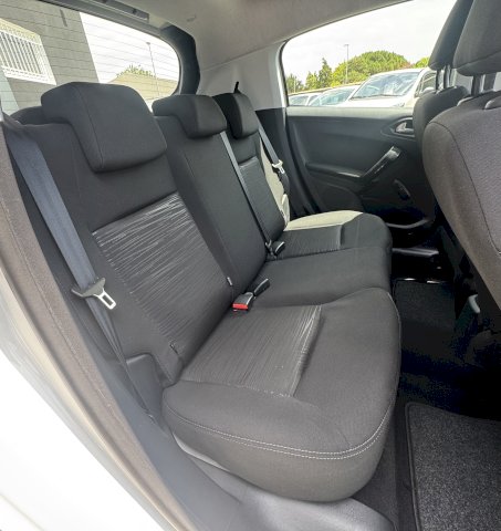 Peugeot Peugeot 208  1.6 BlueHDi 75ch Like 5p