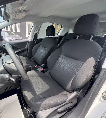 Peugeot Peugeot 208  1.6 BlueHDi 75ch Like 5p