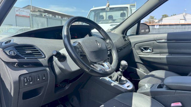 Renault Renault Megane III (B95) 1.6 dCi 130ch energy Bose