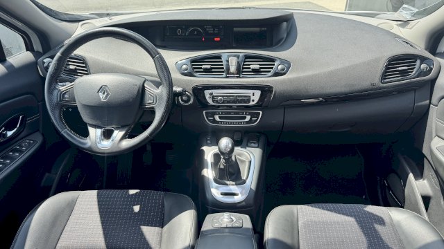 Renault Renault Megane III (B95) 1.6 dCi 130ch energy Bose