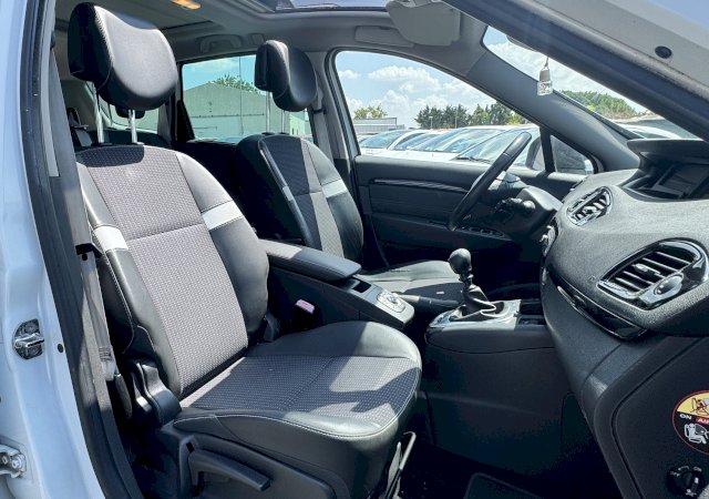 Renault Renault Megane III (B95) 1.6 dCi 130ch energy Bose