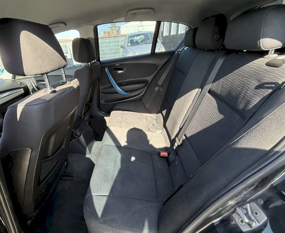 BMW BMW Série 1 118d 143ch Confort CAR-PLAY