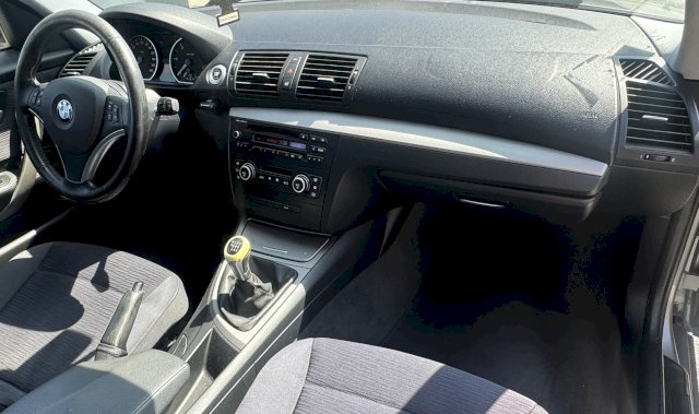 BMW BMW Série 1 I (E81/87) 118d Confort 3p