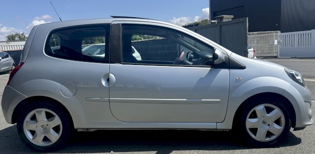 Renault Renault Twingo II (C44) 1.2 16v 75ch Rip Curl