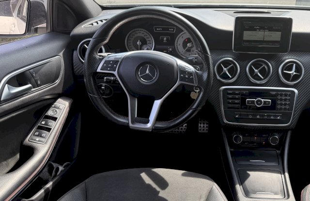 Mercedes-Benz Mercedes-Benz Classe A III (W176) 180 CDI Fascination AMG