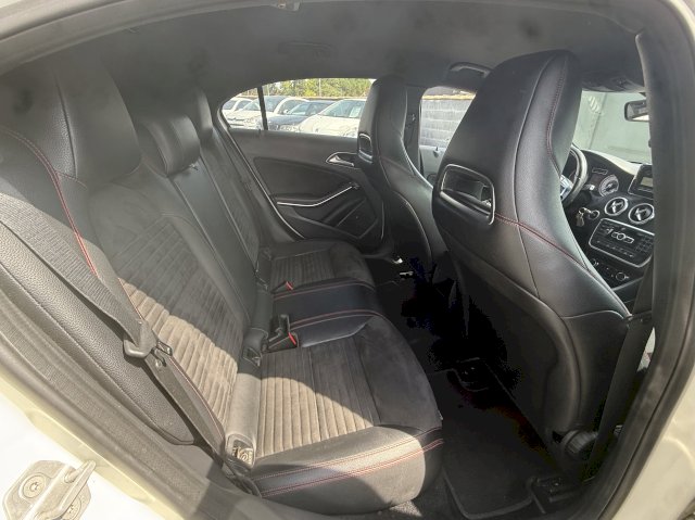 Mercedes-Benz Mercedes-Benz Classe A III (W176) 180 CDI Fascination AMG