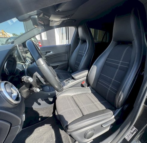Mercedes-Benz Mercedes-Benz CLA I (C117) 200 CDI Sensation