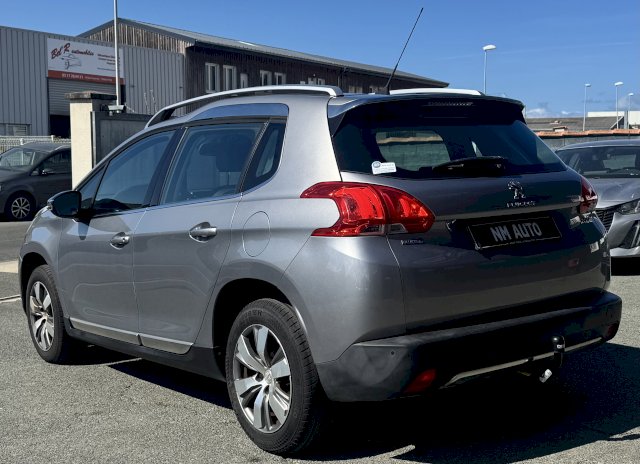 Peugeot Peugeot 2008  1.6 BlueHDi 100ch Féline Titane