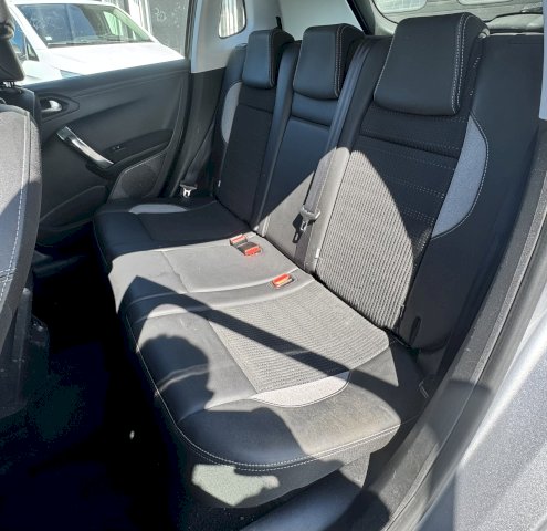 Peugeot Peugeot 2008  1.6 BlueHDi 100ch Féline Titane