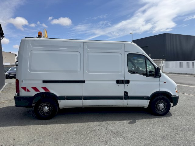 Renault Renault Master II L2H2 T33 2.5 D 