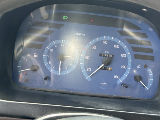 Renault Renault Master II L2H2 T33 2.5 D 