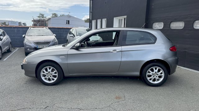 Alfa-Romeo Alfa-Romeo 147  1.6 120ch Milano 3p