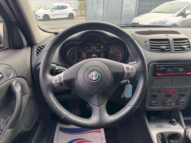 Alfa-Romeo Alfa-Romeo 147  1.6 120ch Milano 3p