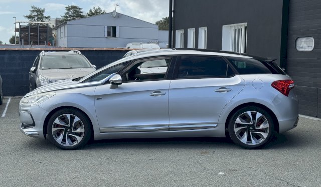 Citroen Citroën DS5  Hybrid4 Airdream Sport Chic BMP6