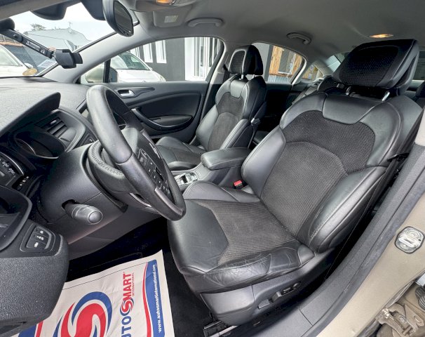 Citroen Citroën C5 II 2.7 V6 HDi FAP Exclusive