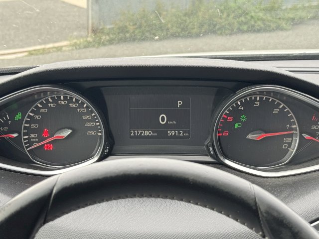 Peugeot Peugeot 308 II 2.0 BlueHDi FAP 150ch Allure EAT6 5p