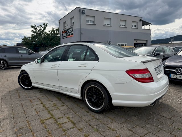 Mercedes-Benz Mercedes-Benz Classe C III (W204) 220 CDI BE Avantgarde Pack Luxe