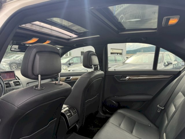 Mercedes-Benz Mercedes-Benz Classe C III (W204) 220 CDI BE Avantgarde Pack Luxe