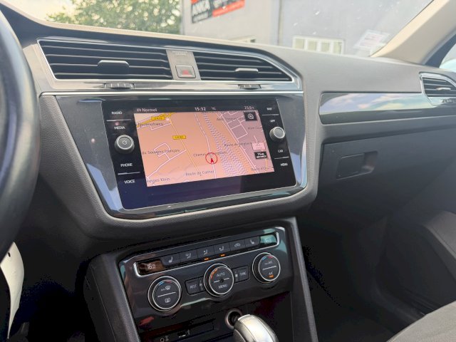 Volkswagen Volkswagen Tiguan II 2.0 TDI 150ch Carat 4Motion DSG7