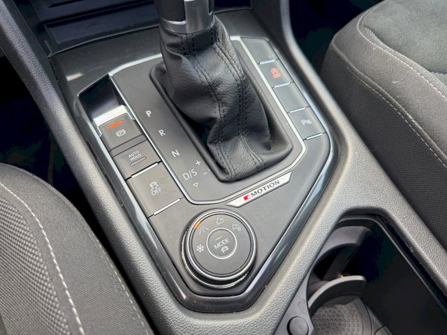 Volkswagen Volkswagen Tiguan II 2.0 TDI 150ch Carat 4Motion DSG7