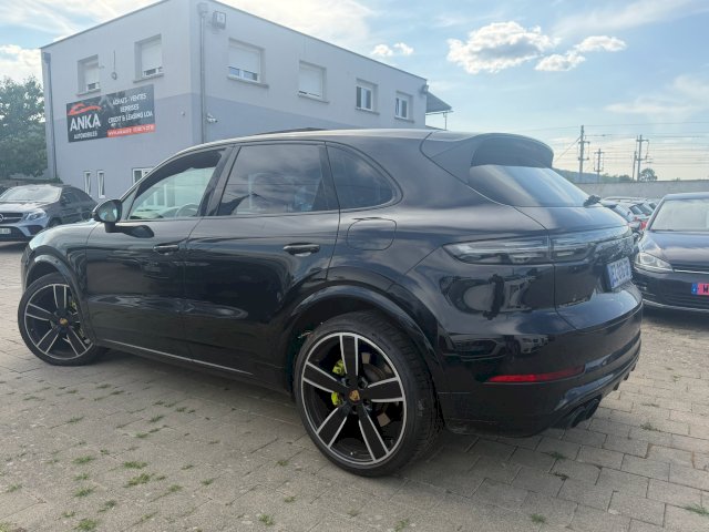 Porsche Porsche Cayenne 3.0 462CH Matrix led toit pano 