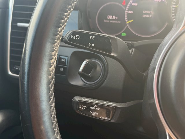 Porsche Porsche Cayenne 3.0 462CH Matrix led toit pano 