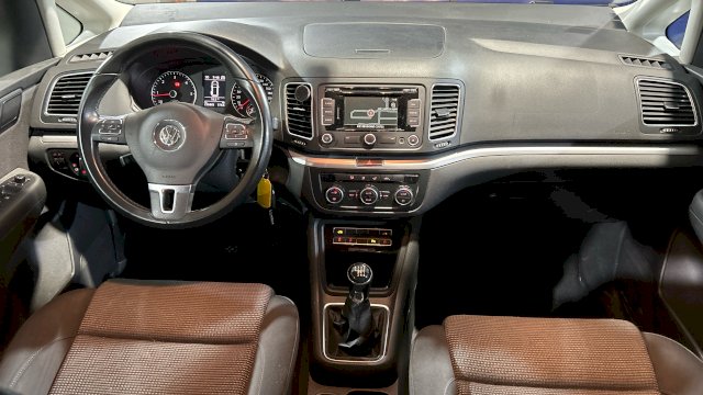 Volkswagen Volkswagen Sharan II 2.0 TDI 140 FAP BlueMotion Confortline