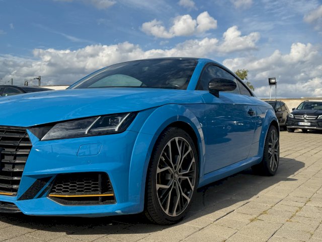 Audi Audi TT III 2.0 TDI 184ch ultra S line