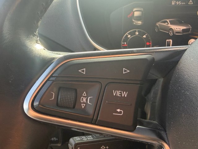 Audi Audi TT III 2.0 TDI 184ch ultra S line